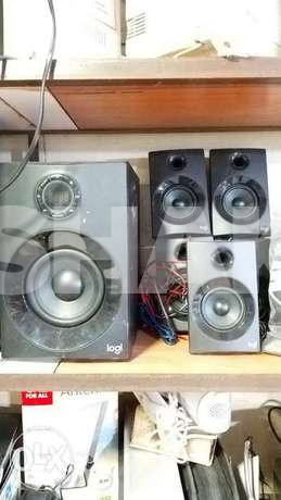 Bluetooth Logi subwoofer with 5 speakers